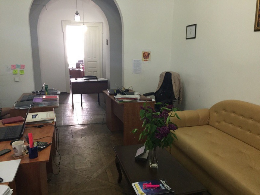 вул. Стефаника, 10 