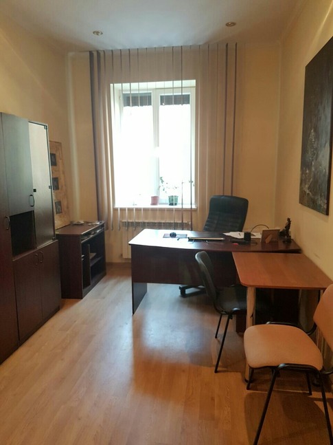 вул. Дрогобича, 8 