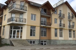 м. Самбір, вул. Козацька, 2г (цокольне приміщення)